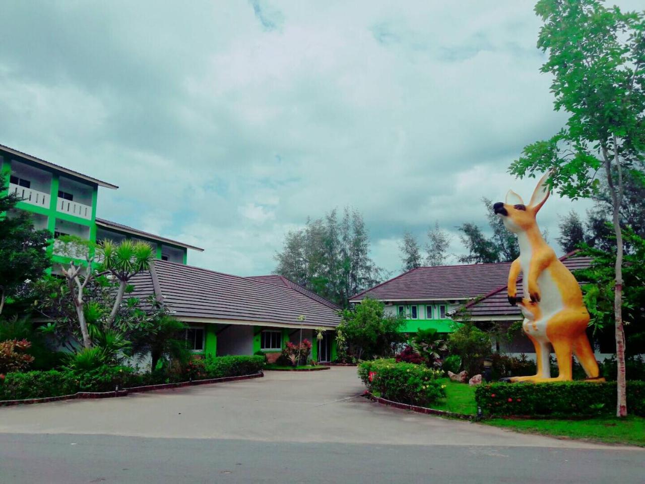 Had Lamae Resort Ban Pak Nam Lamae Exterior foto